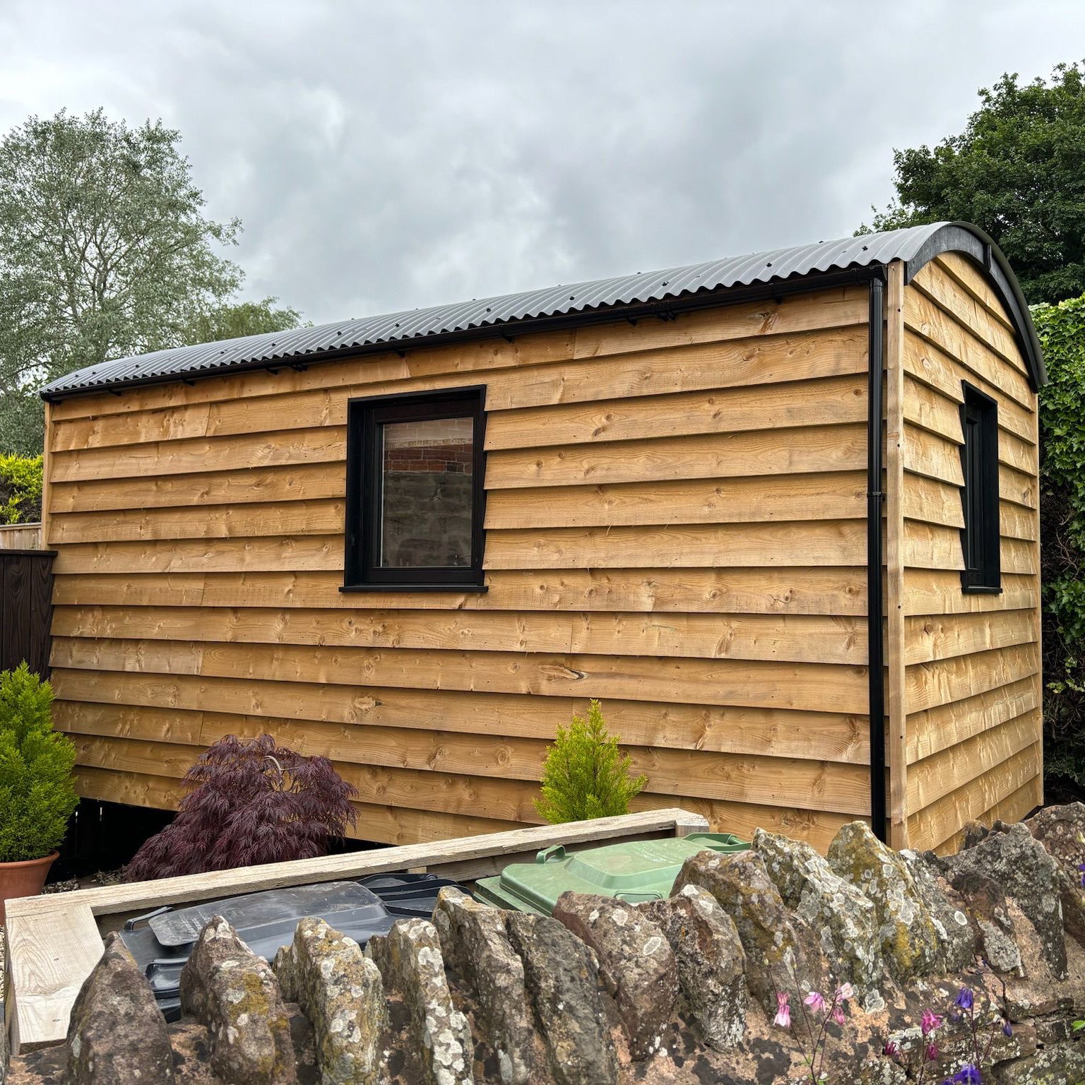 ca36fbfd-9bb0-4029-b549-08f2ff40650d